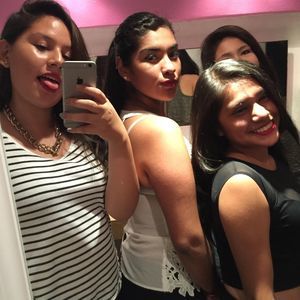 Meet your Posher, Mariela