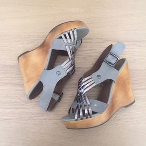 Steve Madden Gray & Silver Wooden Wedges