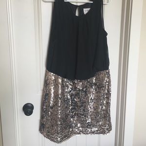 FLASH SALE! Black top dress w gold sequin bottom