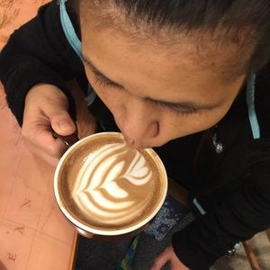 Meet your Posher, Noemi