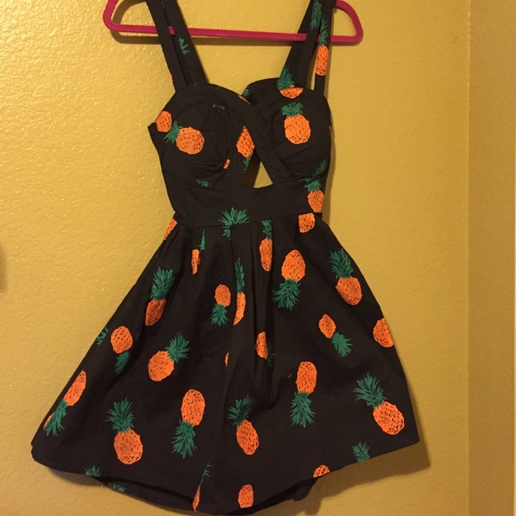 NWOT Urban outfitters open back pineapple dress