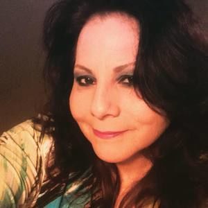 Meet your Posher, Isabel