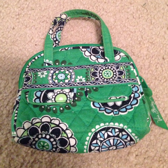 Vera Bradley mini bag with a small edition! - Picture 1 of 4