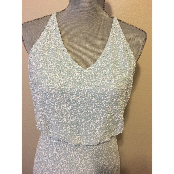 Sequined gown - Picture 2 of 4