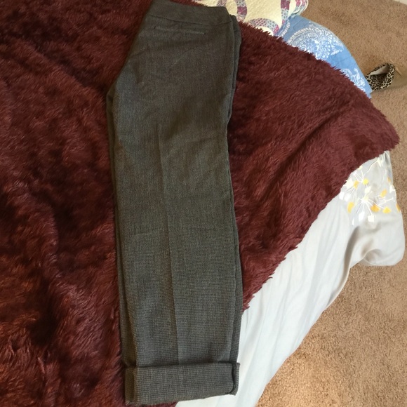 Women's trousers - Picture 1 of 3