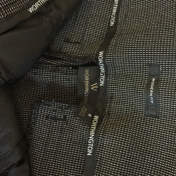 Women's trousers - Picture 2 of 3