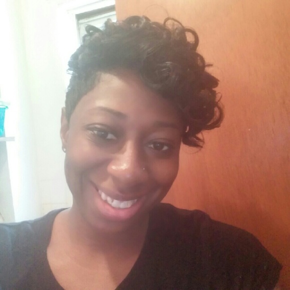 Meet your Posher, Keisha - Picture 1 of 1