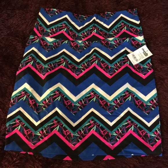 Skirt - Picture 1 of 2