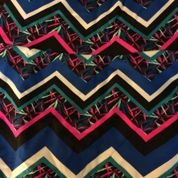 Skirt - Picture 2 of 2