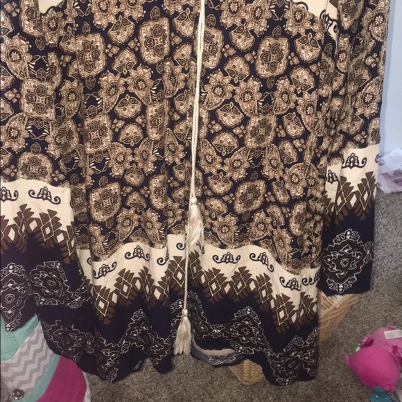 Dress - Picture 2 of 2