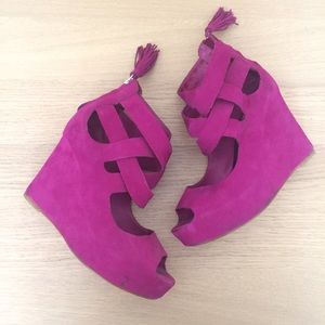 Dolce Vita Magenta Suede Wedges