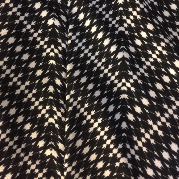 Skirt - Picture 2 of 2