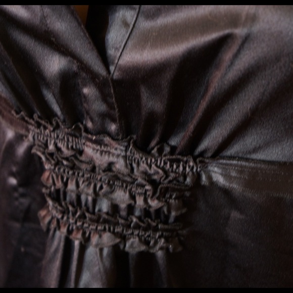 BCBG Max Azria black short sleeve blouse - Picture 4 of 4