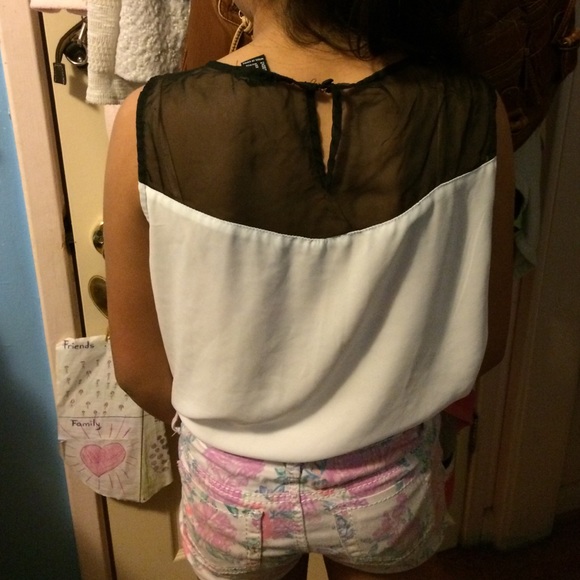 Shirt - Picture 3 of 4