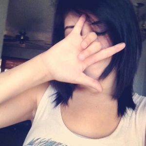 Meet your Posher, Catalina celeste