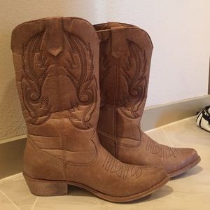 Basic Brown Cowgirl Boots