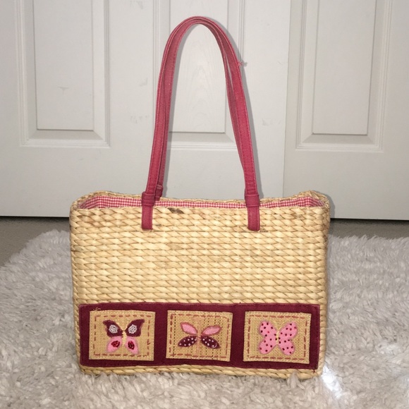 Cute Butterfly Basket Purse 🐛 - Picture 1 of 3
