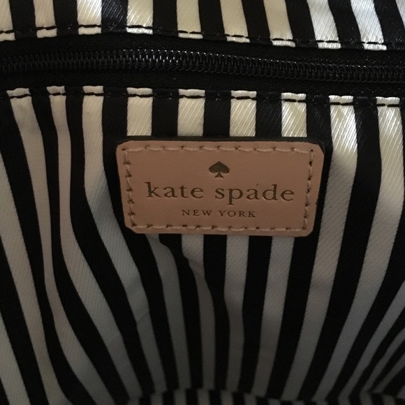 NWT authentic Kate Spade handbag - Picture 3 of 3