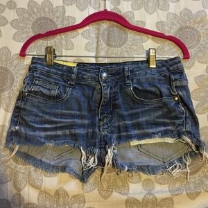 Sz 7 denim cut off shorts