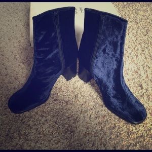 Nine West Lower Mid-Calf Suede Booties