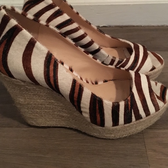 Striped Wedges - Picture 2 of 2