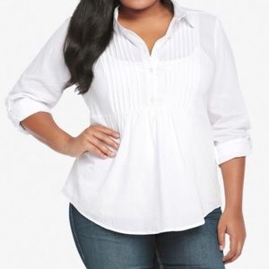 TORRID White Cotton Shirt with Tuxedo pleats. 2XL