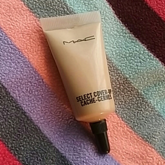 Mac concealer