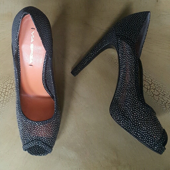 via spiga black heels