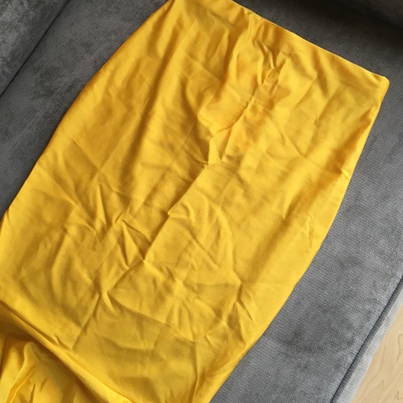 Marigold Trumpet Skirt - Picture 2 of 3