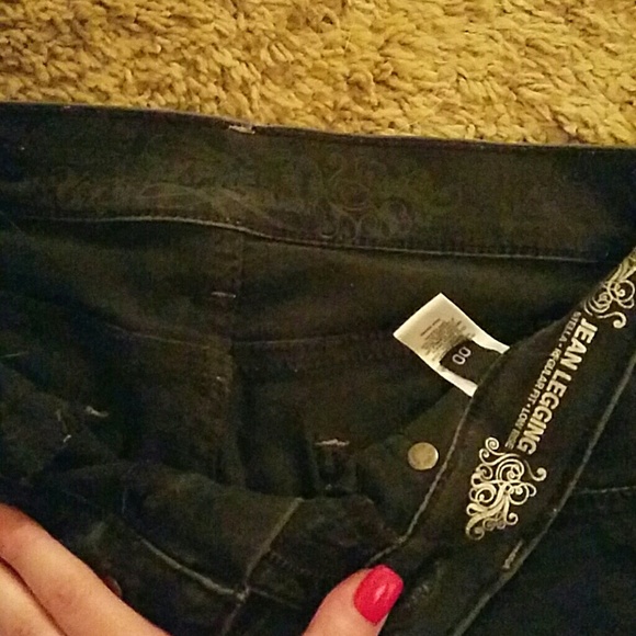 Jeans - Picture 3 of 3