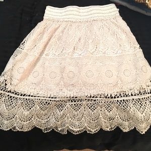 Lace skirt