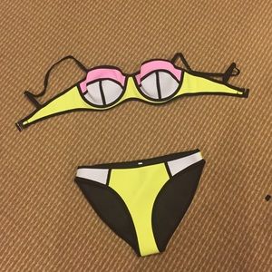 Triangl Bikini