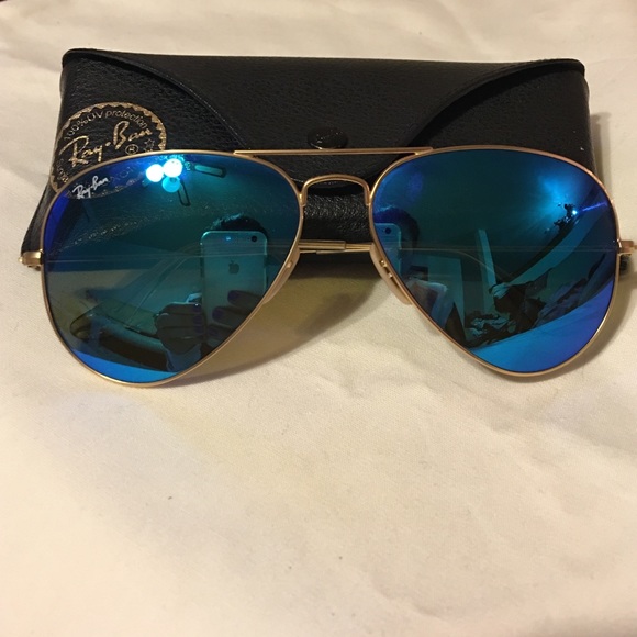 Blue Ray Ban Aviators