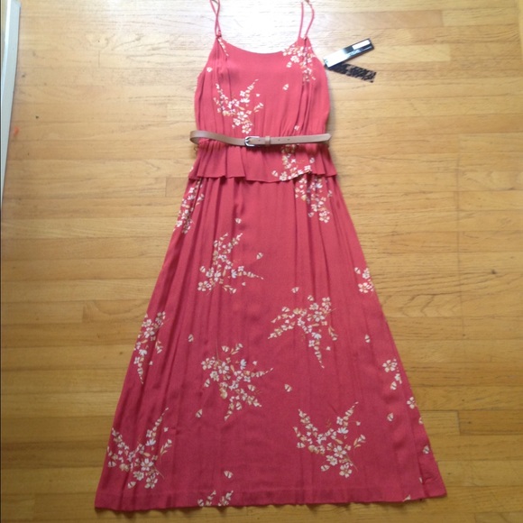 kenzie Dresses & Skirts - Pretty Coral/Pink KENZIE Midi Dress