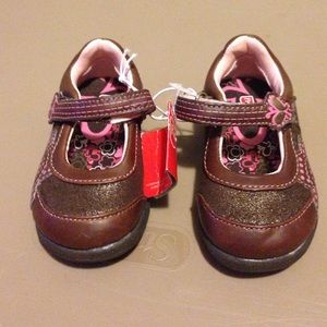 Fisher price size 4 shoes
