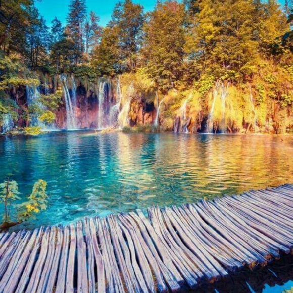 Like💋Follow❤️Share💯🍓💕 - Picture 2 of 3