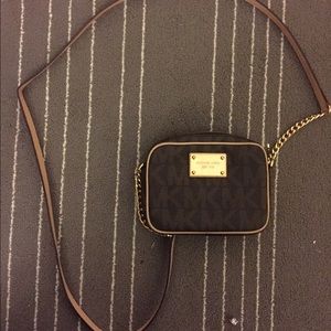 Michael kors cross body bag