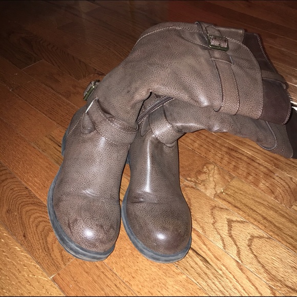 Brown boots