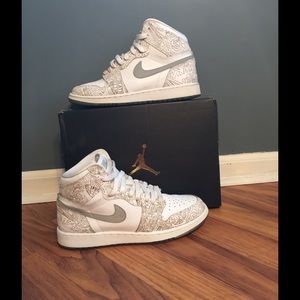 Air Jordan 1 OG Lasers