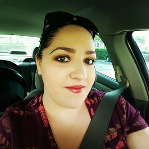 Meet your Posher, Brooke