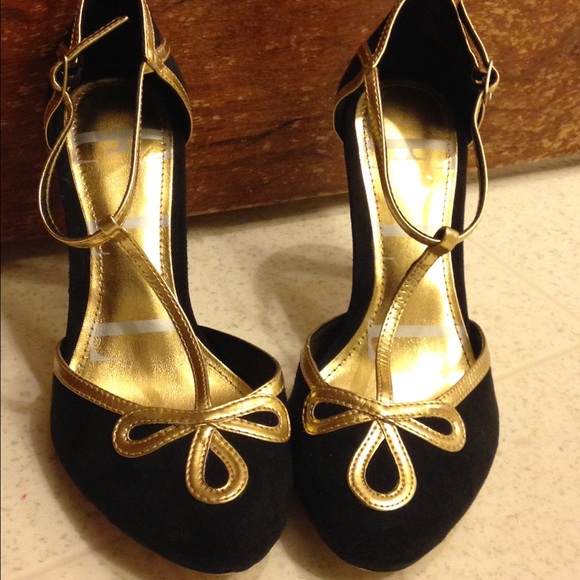 Elle Dress Shoes - Picture 3 of 3