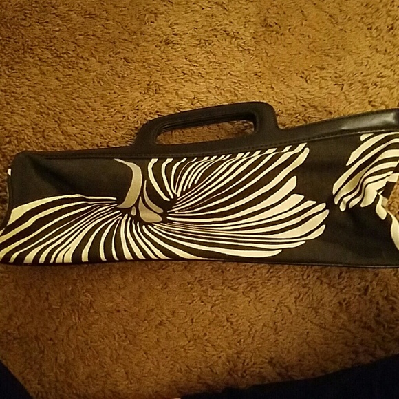 Handbag - Picture 2 of 4