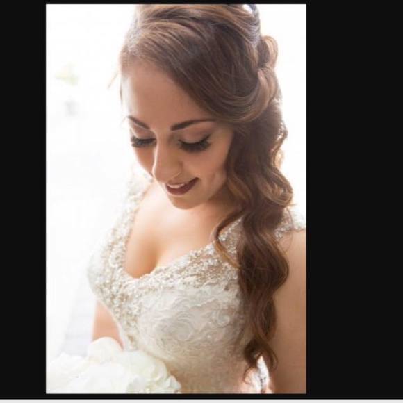 Meet your Posher, Sarah - Picture 1 of 1