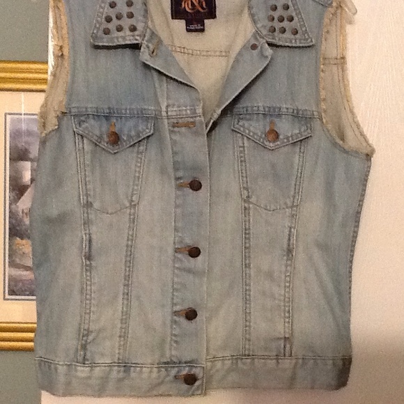 Rock & Republic Denim vest - Picture 2 of 3