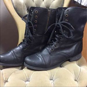 Steve Madden Super Troopa Boots