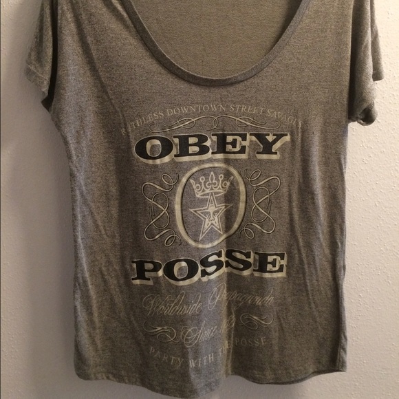 Obey t shirt, size small