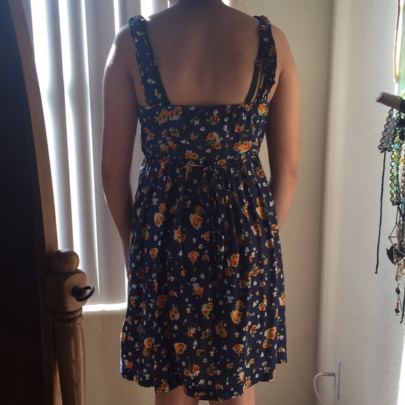 Floral dress - Picture 2 of 4