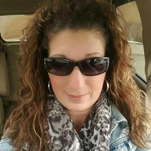 Meet your Posher, Terri