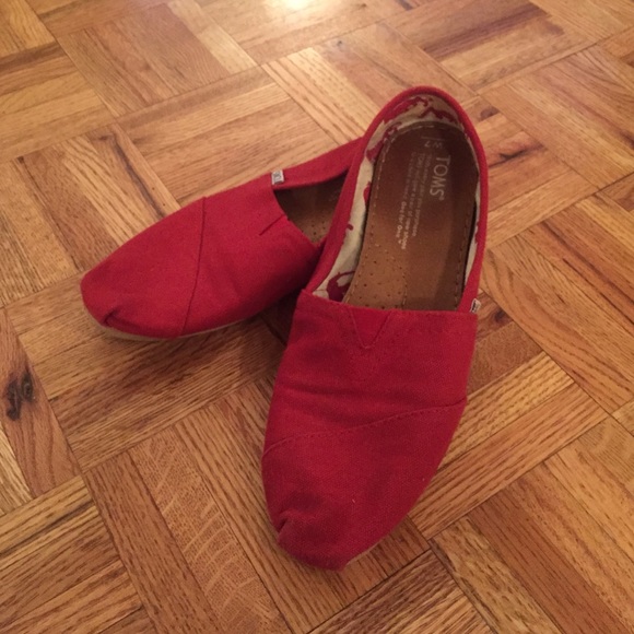 Red Toms