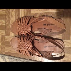 Cognac woven sandals